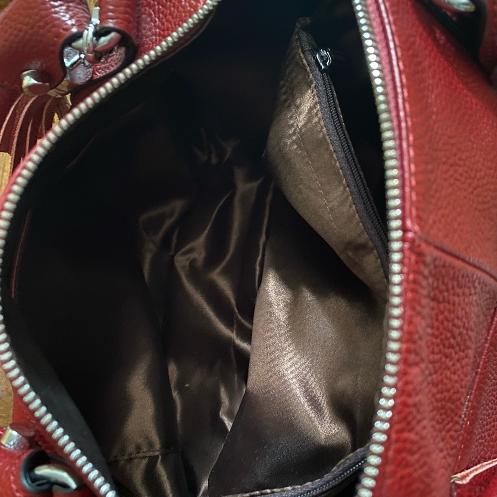 Heshe red leather handbag. Perfect condition.